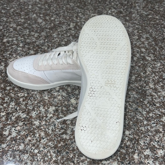 Loeffler Randall
Women's Keeley Low Top Sneakers - Picture 15 of 16